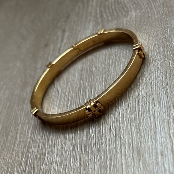 Tory Burch Gold Logo Bangle - Picture 1 of 4